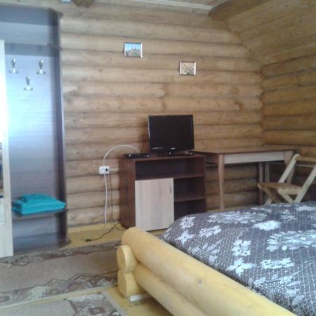 Hotel Boykivskiy Dvir Jasenyca Zamkova Exteriér fotografie