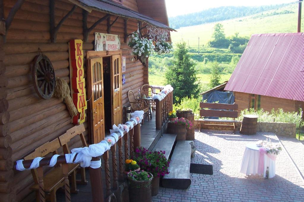 Hotel Boykivskiy Dvir Jasenyca Zamkova Exteriér fotografie